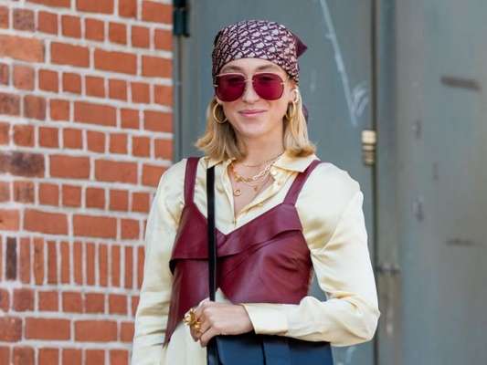 Semana de Moda de Copenhagen: 5 tendências de acessórios que bombaram no street style entre as fashionistas!