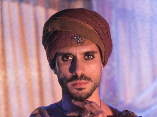 Jaali da novela 'Jezabel', Edu Porto cita lição recebida com o eunuco: 'Aprendi que tudo passa. Peguei isso para minha vida'