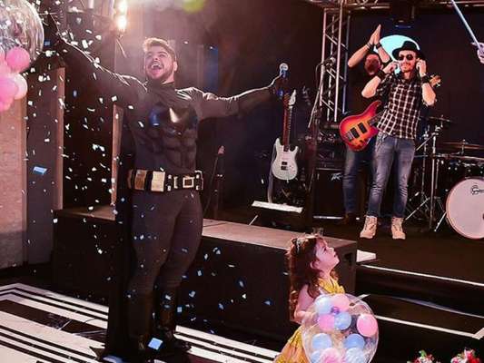 Cristiano, dupla com Zé Neto, comemorou 31 anos com festa a fantasia nesta segunda-feira, 13 de agosto de 2019