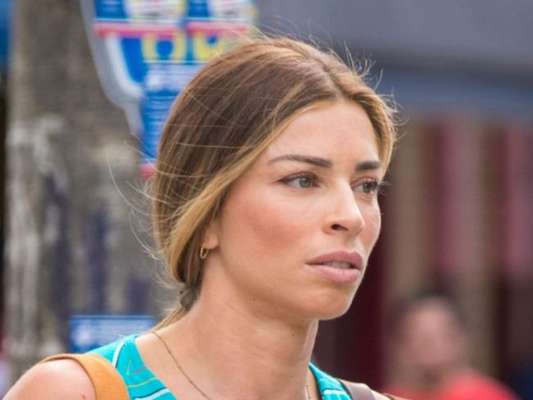 Nos próximos capítulos da novela 'Bom Sucesso', Paloma (Grazi Massafera) é alvo de armação de Diogo (Armando Babaioff) e acaba demitida por Alberto (Antonio Fagundes)