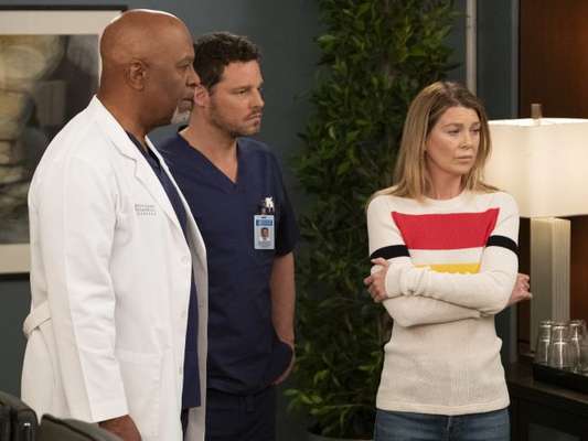"Grey's Anatomy": 16ª temporada não será fácil para Meredith (Ellen Pompeo), Richard (James Pickens Jr.) e Alex (Justin Chambers)