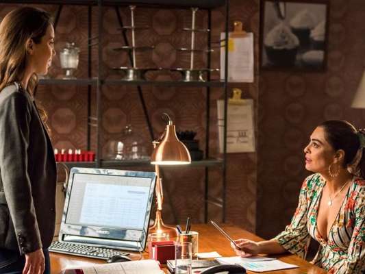 Nos próximos capítulos da novela 'A Dona do Pedaço', Fabiana (Nathalia Dill) promete acabar com Maria da Paz (Juliana Paes): 'O que eu tiver que fazer para acabar com sua confeitaria, eu vou fazer'