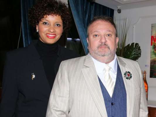 Erick Jacquin mostra filhos se divertindo na cama nesta terça-feira, dia 10 de setembro de 2019