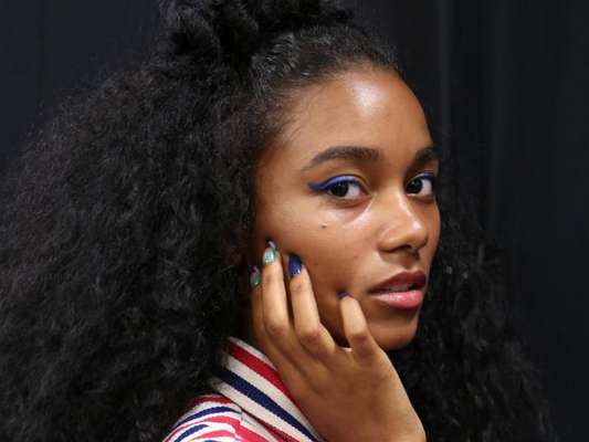 Unha para verão: grife Studio 189 apostou em formas gráficas para a NYFW 2020