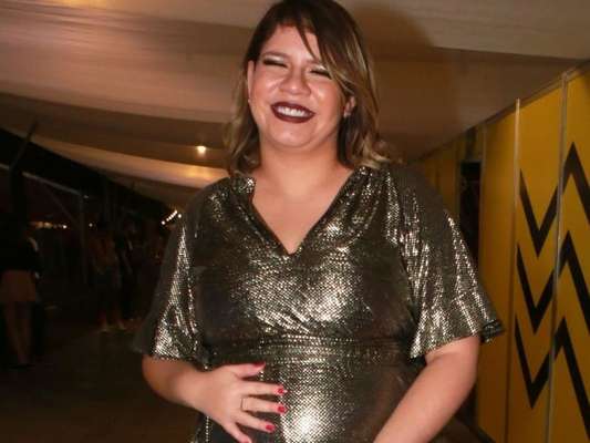 Barriga de gravidez de Marília Mendonça foi destaque em foto na web nesta terça-feira, 17 de setembro de 2019