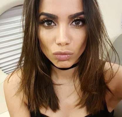 1º lugar - Anitta (@anitta)