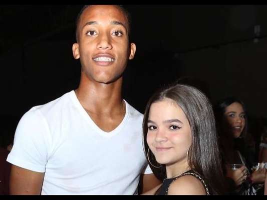 Mel Maia e o jogador João Pedro compartilharam fotos juntos pela 1ª vez