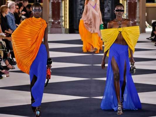 Semana de Moda de Paris: 5 destaques que prometem ser tendência na primavera/verão 2020