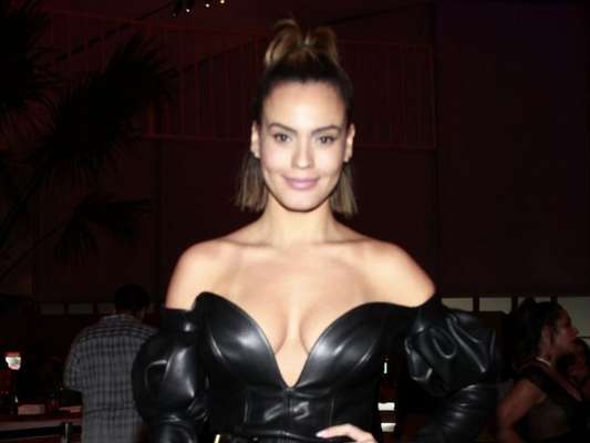 Leticia Lima nega namoro com Thiago Teitelroit: 'É meu amigo'