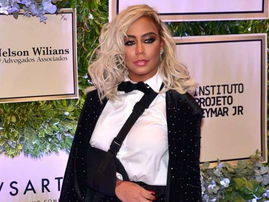 Rafaella Santos ganha comentário de Gabigol em foto nesta quinta-feira, dia 10 de outubro de 2019