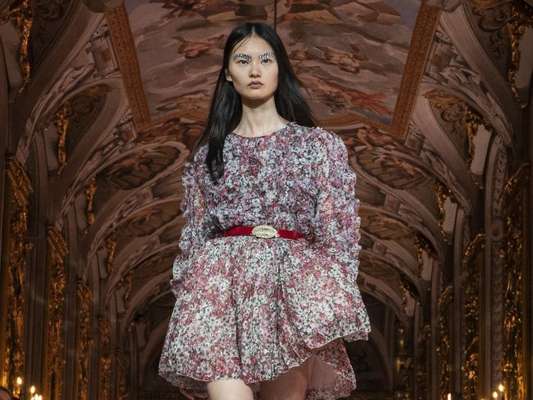Vestido romântico: 8 modelos da peça que é queridinha para os looks de primavera/verão