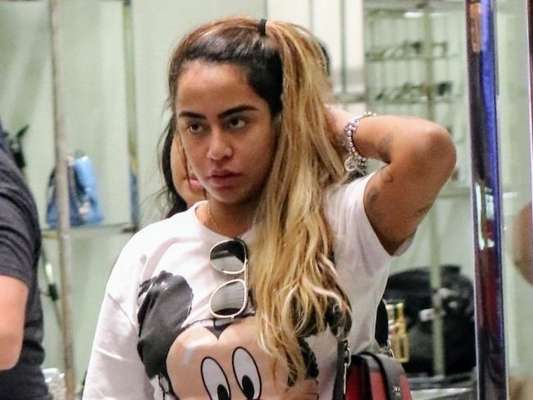 A gravidez de Rafaella Santos já é assunto nos bastidores do Flamengo, onde joga Gabigol