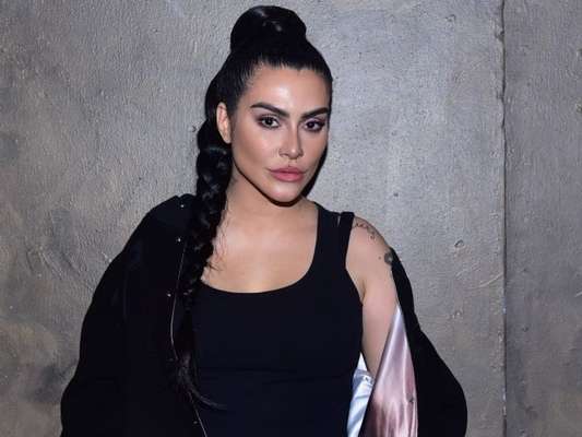 Cleo aposta em look all black para festa do Festival da Virada Salvador nesta quarta-feira, dia 06 de novembro de 2019