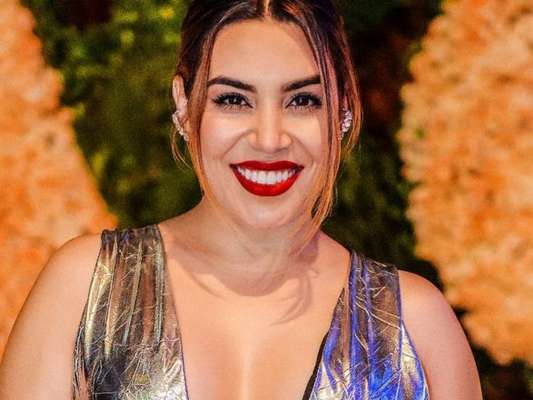 Naiara Azevedo revela dieta e rotina de exercícios após emagrecer