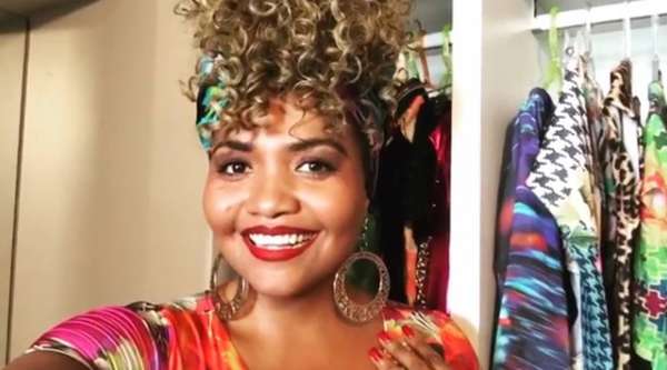 Gaby Amarantos - Cantora - Para mim o dia da Consciência Negra é todos os dias, mas foi essa data, a luta de Zumbi, que me iniciou a consciencia de ter que lutar e comemorar os avanços todas as vezes que eu vejo um negro ou uma negra bem sucedidos O papel do negro na música sempre foi muito valoroso, o negro sempre foi visto como um instrumentista talentoso, os cantores as cantoras sempre foram valorizados. Acredito que a gente precisa agora discutir o papel do negro em todos os lugares. Negro não é só jogador de futebol e artista. Negro pode ser tudo. Podemos ser tudo o que nós quisermos. Viva a consciência Negra, viva a luta de zumbi e viva a nossa luta diária! Porque racismo a gente combate com justiça e com amor.