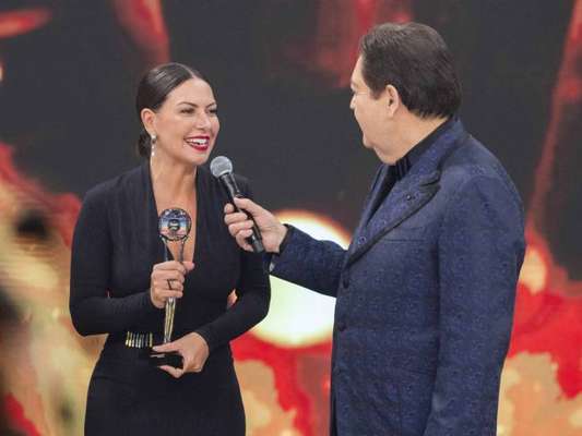 Fabíula Nascimento conquista categoria de Melhor Atriz Coadjuvante no Melhores do Ano 2019, realizado no programa 'Domingão do Faustão', neste domingo, 15 de dezembro de 2019