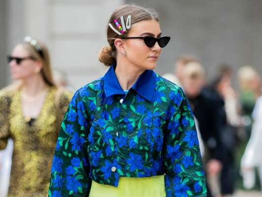 Azul é a cor de 2020! Saiba como usar a nuance nos looks com estilo
