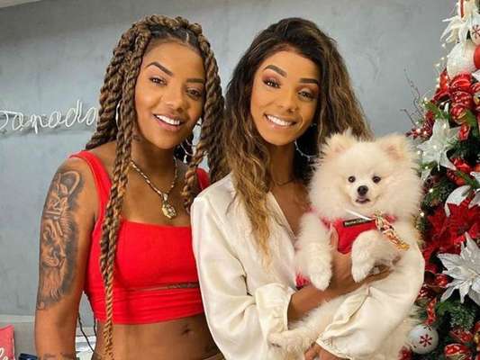 Confira os looks das famosas no Natal!