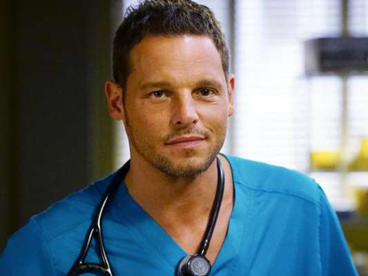 Alex Karev vai sair de "Grey's Anatomy": Justin Chambers anuncia sua saída da série