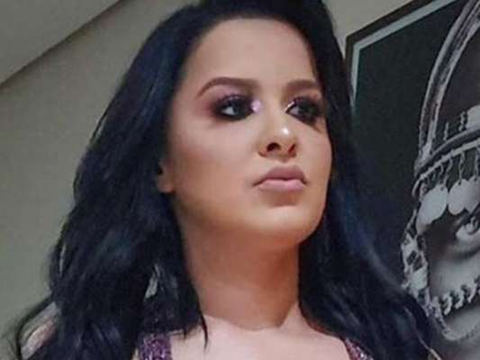 Dupla de Maiara, Maraisa faz show com curativo no nariz após cirurgia plástica