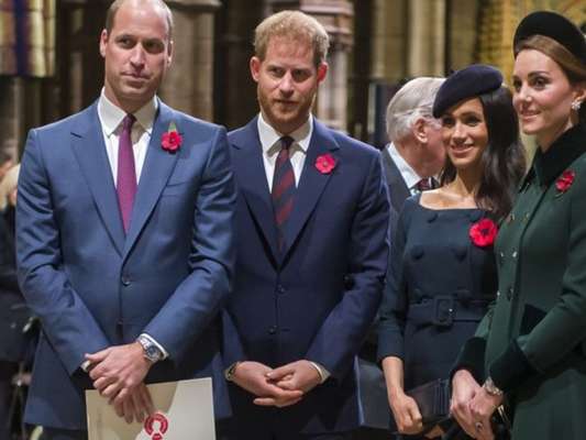 Príncipe William critica decisão de Harry e Meghan e garante que não irá defender o irmão