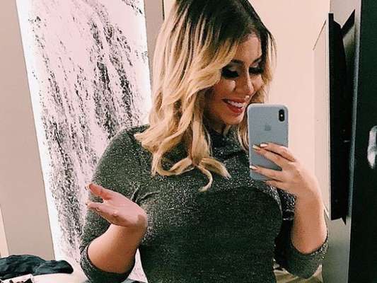 Marília Mendonça retoma treinos após nascimento do filho, Leo, em 12 de janeiro de 2020