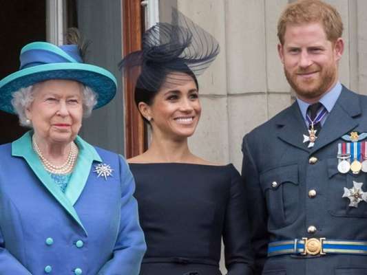 Independência de Meghan e Harry ganha aval de rainha após reunião. Veja mais sobre o comunicado divulgado nesta segunda-feira, dia 13 de janeiro de 2020