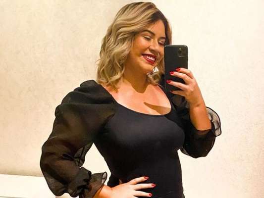 Marília Mendonça nega lipoaspiração após gravidez em publicação nesta sexta-feira, dia 17 de janeiro de 2020