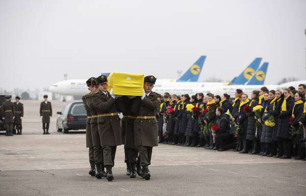 Irã confirma ter disparado 2 mísseis em avião ucraniano