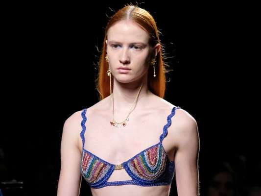 Moda acessível: dicas para transformar usar looks de passarela na sua produção com inspiração nas trends do Madrid Fashion Week
