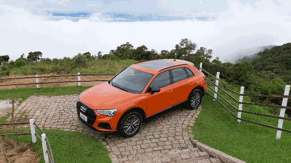 Audi Q3 Black 1.4 TFSI.