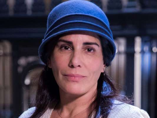 Nos próximos capítulos da novela 'Éramos Seis': Afonso (Cássio Gabus Mendes) não volta da guerra e deixa Lola (Gloria Pires) aflita