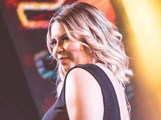 Marília Mendonça compara rosto durante gravidez e após dieta em foto postada nesta terça-feira, dia 11 de fevereiro de 2020