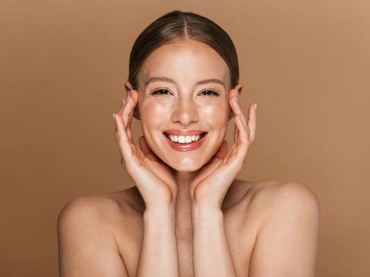 Efeitos dos bioestimuladores de colágeno são a trend do momento no mercado de beleza