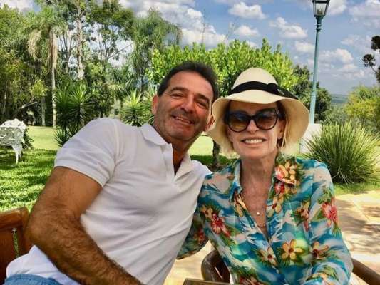 Ana Maria Braga vai se casar na igreja com o empresário francês Johnny Lucet, em 15 de fevereiro de 2020