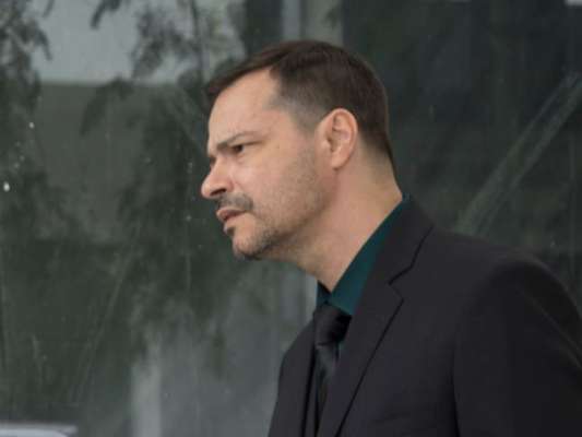 Na novela 'Amor Sem Igual', Poderosa (Day Mesquita) surpreende Bernardo (Heitor Martinez) ao arrancar sua máscara e ele exige que ela não apareça mais no seu caminho no capítulo de quinta-feira, 5 de março de 2020