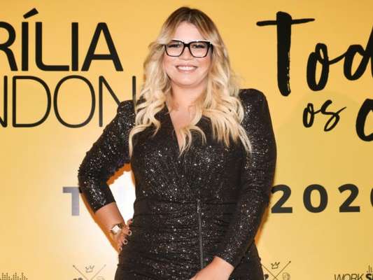 Marília Mendonça relata dificuldade para manter dieta em quarentena. Veja vídeo postado pela cantora nesta quinta-feira, 26 de março de 2020