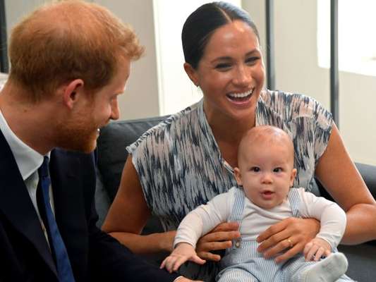 Filho de Meghan Markle e Harry terá festa intimista de 1 ano. Aos detalhes!