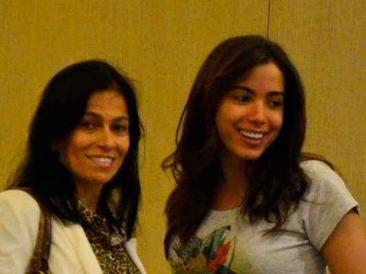Anitta mandou recado carinhoso para a mãe ao afastar rusga com Miriam Macedo: 'Ô mãezinha, não precisava. Tá tudo bem sempre. Te amo'