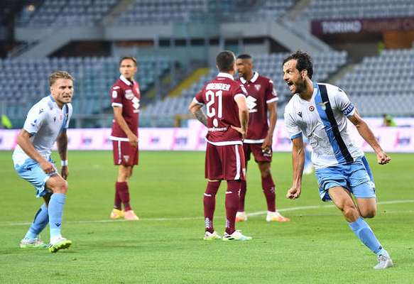 Parolo marcou o gol que deu a vitória para a Lazio