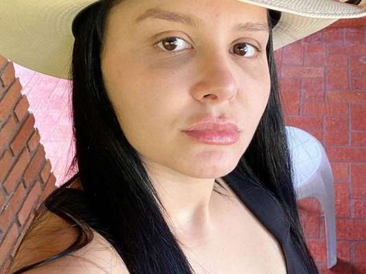 Maraisa fez passeio de barco acompanhada pelo ex-namorado, Fabrício Marques, nesta quinta-feira, dia 09 de julho de 2020