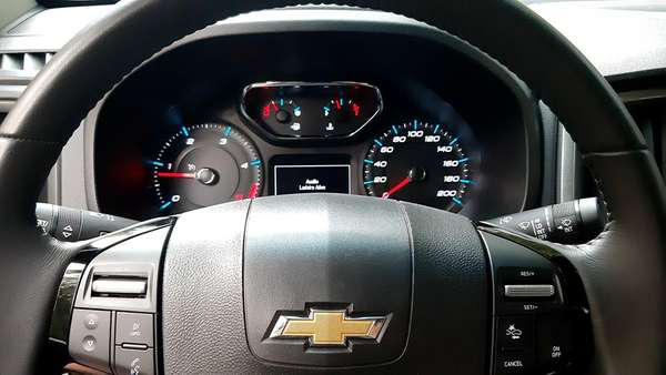 Chevrolet S10 High Country 2.8 Turbo Diesel.