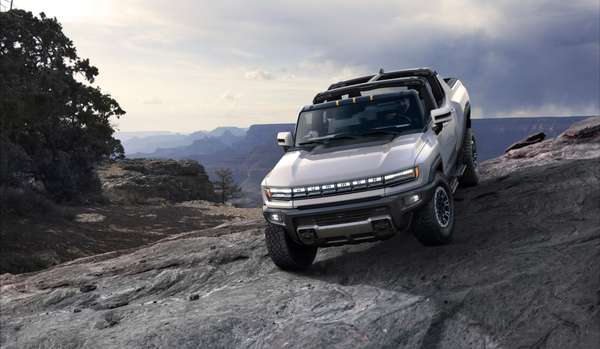 GMC Hummer EV.