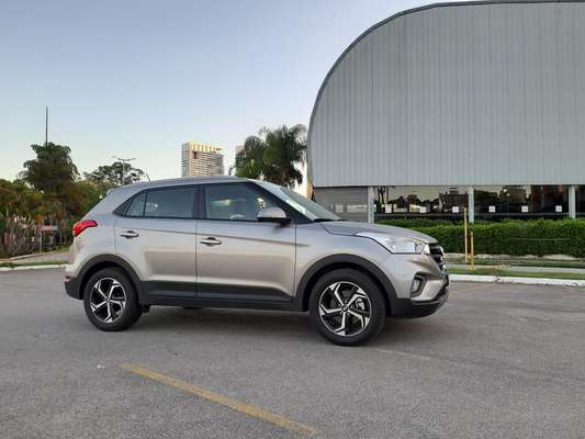 Hyundai Creta Smart Plus 1.6 AT.