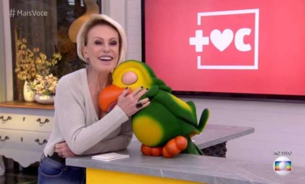Tom Veiga (Louro José) - Tom Veiga, intérprete do papagaio Louro José no 'Mais Você', de Ana Maria Braga, morreu em 1º de novembro de 2020, após um AVC em decorrência de aneurisma.