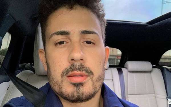 As polêmicas de Carlinhos Maia - O influenciador digital Carlinhos Maia chama atenção nas redes sociais pela quantidade de seguidores que tem e de stories que posta em seu Instagram - já chegou a ser considerado o 2º perfil mais assistido do mundo. Porém, por diversas vezes, também é lembrado pela quantidade de polêmicas nas quais se envolve. Relembre a seguir algumas delas.