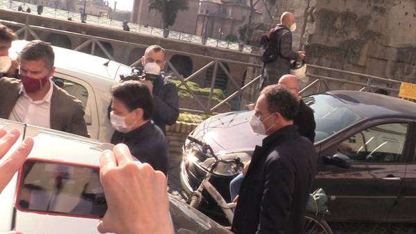 Partido pode conceder liderança para Giuseppe Conte