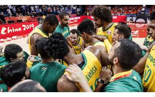 Brasil vence Estados Unidos e garante vaga no Mundial de Basquete - GP1