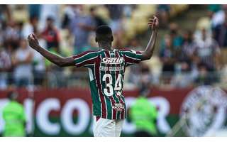 Fluminense arrecada R$ 47.886 no leilão das camisas com números nas cores  do arco-íris — Fluminense Football Club