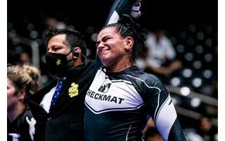 Atleta paranaense Mayara Custódio disputa Mundial de Jiu-Jitsu 2022 neste  sábado - Jornal do Oeste